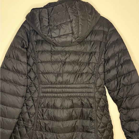 Michael Kors Women's Black Packable Hooded Puffer Jacket - Picture 14 of 16